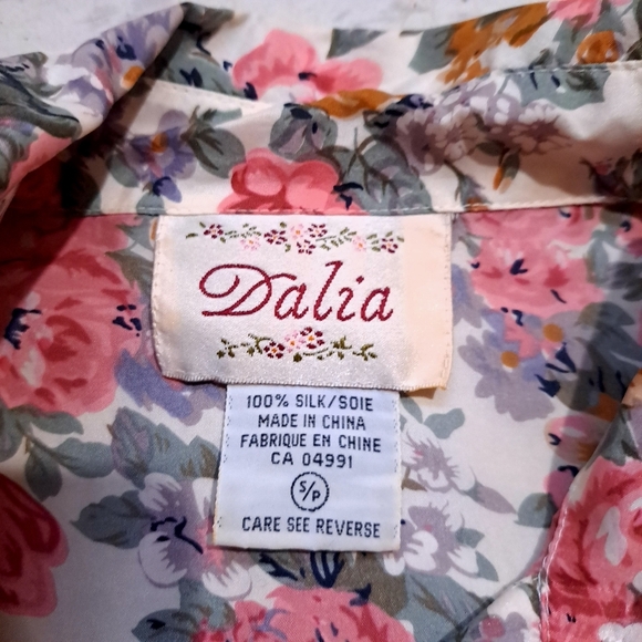 Dalia | Pink and Orange Floral Button Down Shirt with shoulder pads 100% silk - Picture 7 of 9